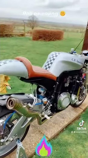 Suzuki gsxr 750 cafe racer hybrid