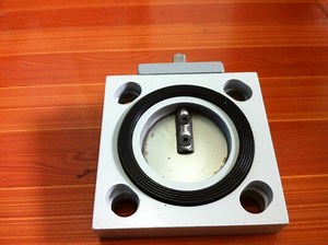 [Hot Item] Square Shape Vacuum Power Transformer Radiator Butterfly Valve