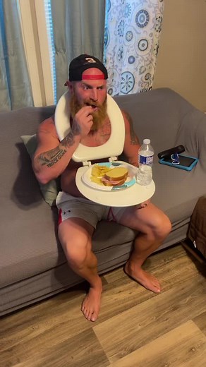 MO-BILE eatin apparatus