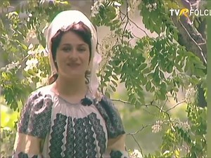 Elena Mimiș Trancă - Eu sunt fată de la munte Tezaur folcloric...Mărioara Murărescu #CutiaCuAmintiri - Arhiva TVR TVR FOLCLOR | Bunatate, iubire, frumusete si muzica.