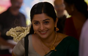 Trailer Of Meera Jasmine's Paalum Pazhavum Explores Love In The Time Of Social Media