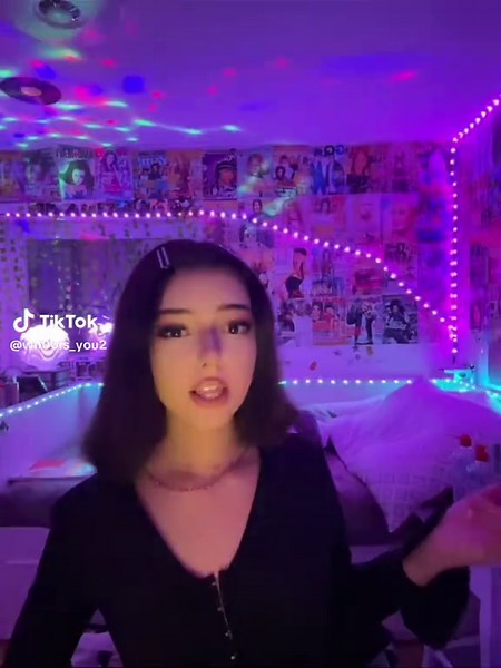 More screaming videos cumming soon #fyp #ayeshaerotika #colorful #viral #lipsync