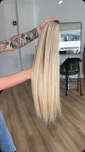 Does your stylist customize your extensions? . . . . . . . . . #hair #extentions #hairextensions #extentionspecialist #njhairextensions #northjersey #njhair #weftextensions #weft #customize #customcolor #blonde #customhairextensions #goals #transformation #hairtransformation | Kayla Ann Barilari