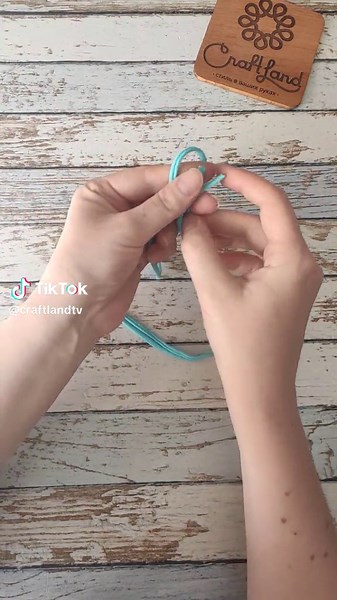 Creative Techniques for Manipulating Rubber Bands