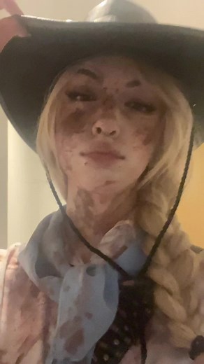 Sadie Adler Cosplay: Country Girl Inspired Look