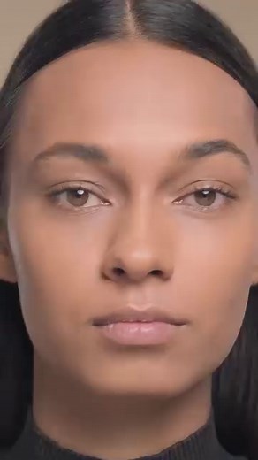 2.5K views · 33 reactions | No brush? No problem! Sisley makeup can easily be applied with fingertips for a seamless, your skin but better finish. Featuring our NEW Phyto-Teint Perfection ✨ | Sisley Paris | Facebook