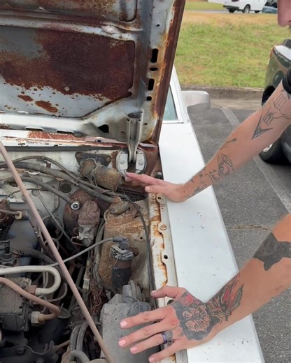 2.7K views · 36 reactions | Join TJ as he shows how to hookup clean power sources on your favorite Ford applications. #acesfuelinjection #efi #tbi #lsswap #multiport | ACES Fuel Injection | Facebook