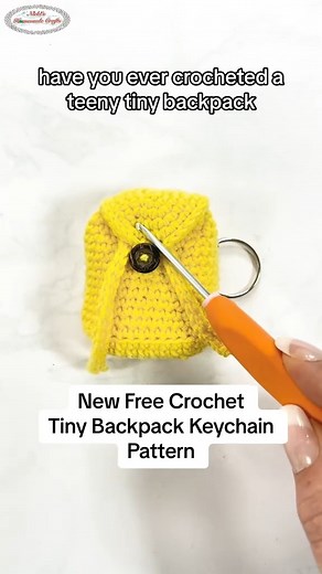 5.6K views · 66 reactions | How cute is this Mini Crochet Backpack?? It makes a great AirPod case cover and is quick to make! Find the full tutorial here: https://www.nickishomemadecrafts.com/little-backpack-crochet/ #diycrafts #crochet #yarn | Crochet Patterns & Tutorials by Nicki's Homemade Crafts | Facebook