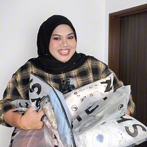 8.6K views · 20 reactions | SHEIN Haul Time sama @cunaaaaofficial  Search "SHEIN CURVE" dalam SHEIN App untuk Plus Size Items , dan juga "CUCCOO" untuk Kasut cun #SHEINtrendsMY #SHEINhaul #fashionhaul #fitcheck #fitspo #ootd #fashionmalaysia #Raya2025 | SHEIN Malaysia | Facebook
