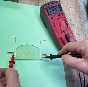 [Hot Item] Customized ITO Conductive Glass with Copper Foil Busbar for EMI Shielding Applications