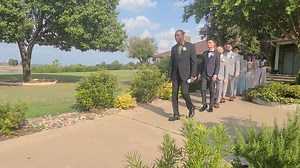 #paradisecoveatlakegrapevine #Groom #dfwweddingvenue | Paradise Cove at Lake Grapevine