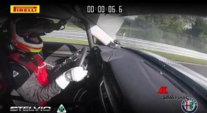 Alfa Romeo Stelvio Quadrifoglio, tempo da record al Nürburgring