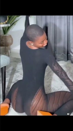 Daisy Melanin twerking the porn star girl