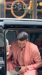 5.8K views · 27 reactions | Hrithik Roshan apni girlfriend Saba Azad ke sath ek event mai nazar aaye... #hrithikroshan #sabaazad #bollywood #bollywoodnews #foryou #shorts #reelfb | Digital Window by Jayant | Facebook