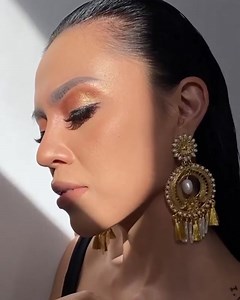 Loving this look by @azmierhisyamuqris featuring NEW SIMPLYSITI Cosmetics Eyeshadow Palette✨ What look will you create with our Eyeshadow Palette? Don’t forget to tag us! | SIMPLYSITI