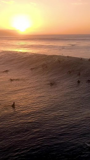 122K views · 2.3K reactions | Surfing pipeline at sunset! #surfing #surf #pipeline #hawaii #nature #reels | Dgphotography | Facebook