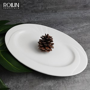[Hot Item] Elegant Porcelain Dinner Plate with Nice Lines for Hotel