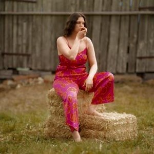 FEEL-GOOD WEAR 😍 Was wären Self-Care-Momente ohne die passenden Wohlfühlprodukte? Deshalb entwerfen wir comfy und hybride Styles, so facettenreich wie dein Leben. #itsbeldona #beldona #lingerie #autumn #autumn2023 #autumnwintercollection #lingeriebrand #dessous #selfindulgence #softlace #lace #romanticlace #unterwäsche #sensuality #love #sexylingery #sexy #sensual #swissbrand #swiss #romanticlingerie #bra #softbra #underwear | Beldona