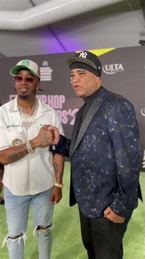 3.8K views · 42 reactions | The butcher 欄 the goat! Benny checks in with our "I am Hip Hop" honoree award winner Marly Marl. This is hip hop!  #HipHopAwards #BET | BET Hip-Hop Awards | Facebook