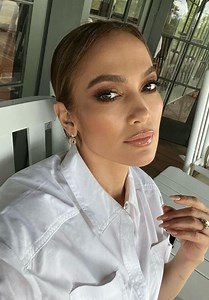 Jennifer Lopez Live Stream Video 09/02/2022 • CelebMafia