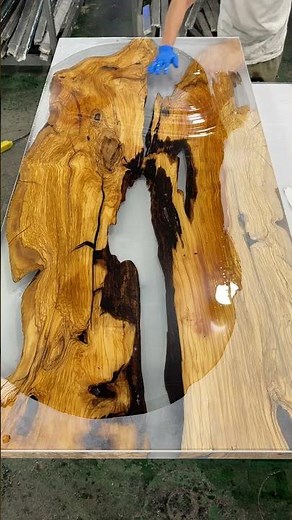 Crystal Clear – Pouring Transparent Resin ✨