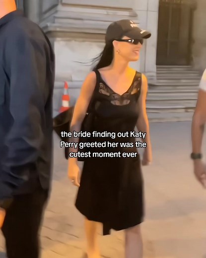 Katy Perry's Sweet Gesture at a Wedding