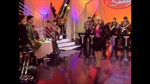 Quoi de plus normal de débuter la semaine par cette chanson "Annie Paris Annie Bruxelles", la plus célèbre belge appartenant à la chanson française... Place à notre Ninie... Bon lundi à tous ! | Laissez Passer La Chanson - Patrick