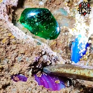 107K views · 809 reactions | perfect Green Diamond, this shape is formed naturally by nature #gemstone #greendiamond #bluediamond | ONI | Facebook