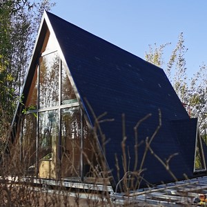 [Hot Item] Luxurious Prefabricated Triangular Glamping Pod Fast Install Prefab House for Rent/Hotel/Vacation