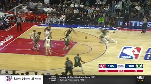 Dejounte Murray sends it back!