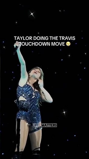 Taylor Swift Being Travis's Version at the Eras Tour ✨️ #taylorswift #traviskelce #nfl #shorts