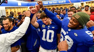Watch Giants locker room celebration