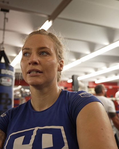 The Blonde Bomber Ebanie Bridges gives an update on her injury, ring return and previews Hughes vs Healy 👀 | Matchroom Boxing