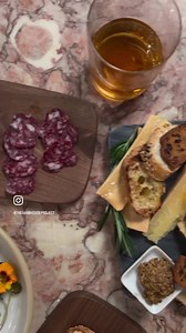 Come visit our charming little town of Callicoon as it transforms into a Victorian wonderland. Tomorrow is Dickens on the Delaware hosted by Visit Callicoon Callicoon Business Association with theatre performances, caroling, horse and buggy rides, and outdoor activities. You can also stop into our 1800s inspired shop, Black Walnut, for some locally made homewares, themed cocktails, and delicious small bites. We’ll also be dolled up in Victorian costumes. See you around town! ❤️🎄 | The Farmhouse