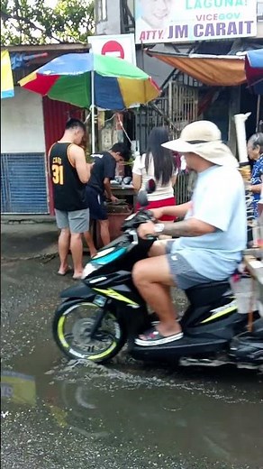 Girl Pee Desperation Outside