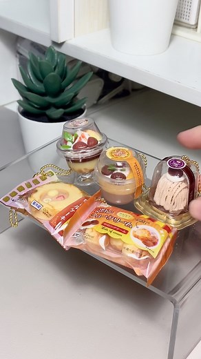 Super real!✨THE Convenience Store Sweets Mascot Maron 🌰 #gachapon #convenience #sweet #mascot #keychain #chesnut #miniature #tiny #toy | Miniforyou_