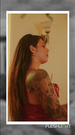 Come BTS with Gina Valentina 😍 You know where you can find more..