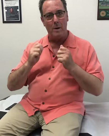 Trigger Finger Repair- 1 Week Follow Up, Before & After - performed by Dr. Jorge Gonzalez