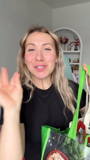 1.5K views · 230 reactions | Haul dollo avec une apparition surprise!殺 #milieufamilial #educatrice #garderie #assmat #lespetitsaventuriers | Les petits aventuriers | Facebook