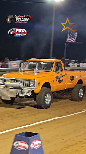 Pro Stock Truck Pulling in Georgia #truckpull #horsepower #squarebody #georgia #motorsport #propullingleague | Pulling Texas