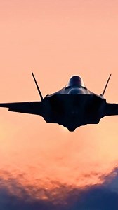 216K views · 10K reactions | Let’s start the weekend off with a roar!  _________________ #aircraft #aviation #F35 #avgeek #avgeeks #av #militarylife #pilot #pilotlife #airforce #marines #navy #fighterjet #lightning | F-35 Lightning II Joint Program Office | Facebook