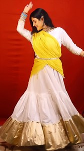 30K views · 657 reactions | Kahe ched ched mohe? ✨ #Dance #Semi #Kathak #Classical #PrekshaRana [Kathak dance, dancer, dancing, classical old Bollywood songs, movies, Madhuri Dixit, Preksha Rana] | Preksha_rana_official | Facebook