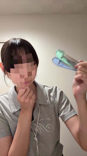 みんななんのコーム使ってるー？手の動きまじきもい #ReFa#おすすめ #運営さん大好き これはまじすぐ消す