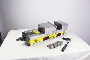 [Hot Item] CV160V Machine Vise High-Precision Mechanical Angle-Fixed Vise for Machining Centers
