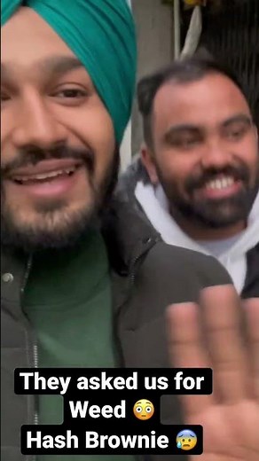 Weed in kasol Got hash brownie by mistake 😰|#kasol #manali #weed #mallroad #hashbrowni‪@AkshatPlays_981‬