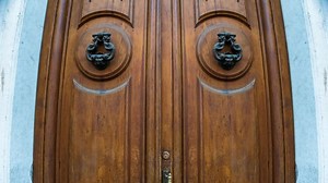 What Stain Do You Use On Oak Doors? - Top Woodworking Advice