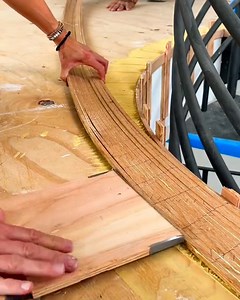 Bending a curved edge on a wooden floor | LADbible Australia
