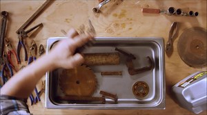 Dissolve rust quickly from tools - without harming surrounding parts, trim, gaskets or paint - with WD-40 Specialist Rust Remover Soak. WHERE TO BUY -> http://bit.ly/2kbCiDC | WD-40