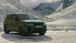 Hasta el hielo se derrite cuando está cerca del Range Rover Sport SVR. Descúbrelo: http://bit.ly/2tex1Br | Range Rover