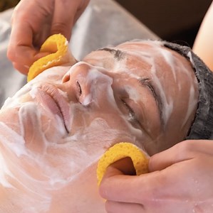 81K views · 1.1K reactions | Massage techniques for your upper and lower body to relieve tension | 5-Minute Crafts | Facebook